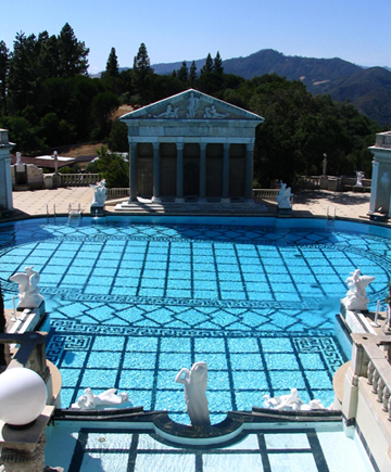 outdoor_pool_of_hearst_castle